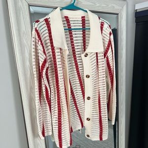 Matching set. Cardigan and shorts